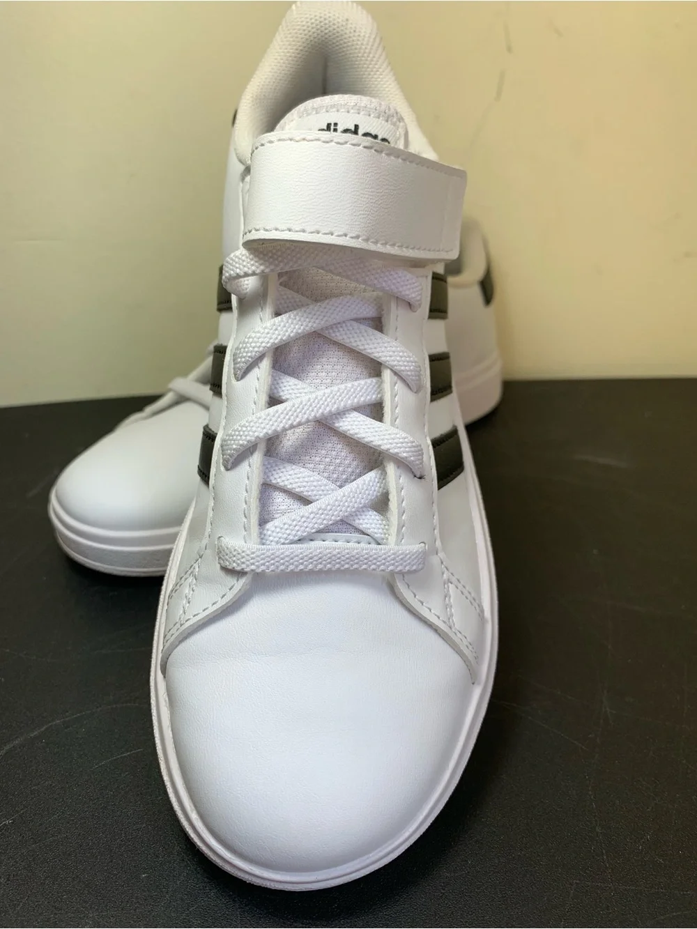 Boys Adidas Sneakers (Size 2 US) Excellent Condition